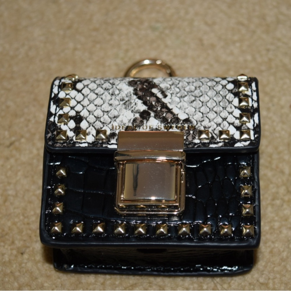 Mini keychain purse